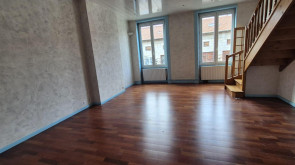 Appartement en Vente à Saint-etienne / 5 pièces 100m2