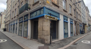 Boutique en Vente à Saint-etienne / 2 pièces 224m2