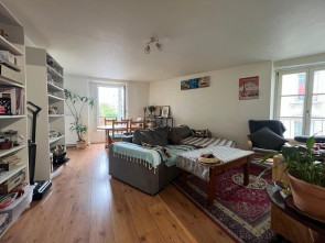 Appartement en Vente à Saint-etienne / 2 pièces 61m2