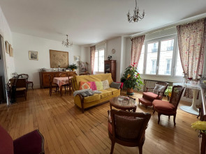 Appartement en Vente à Saint-etienne / 3 pièces 80m2