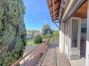 Maison individuelle en Vente à Saint-etienne / 8 pièces 140m2